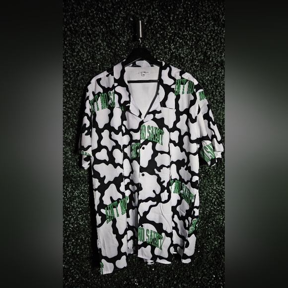 Black and White Graphic Men's Shirt - Picture 1 of 3